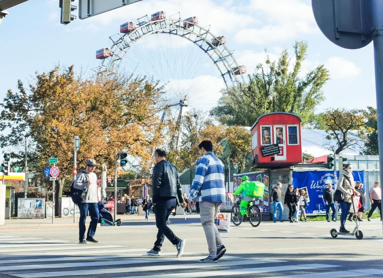 The White Apartment - Great Ferris Wheel Вена Экстерьер фото